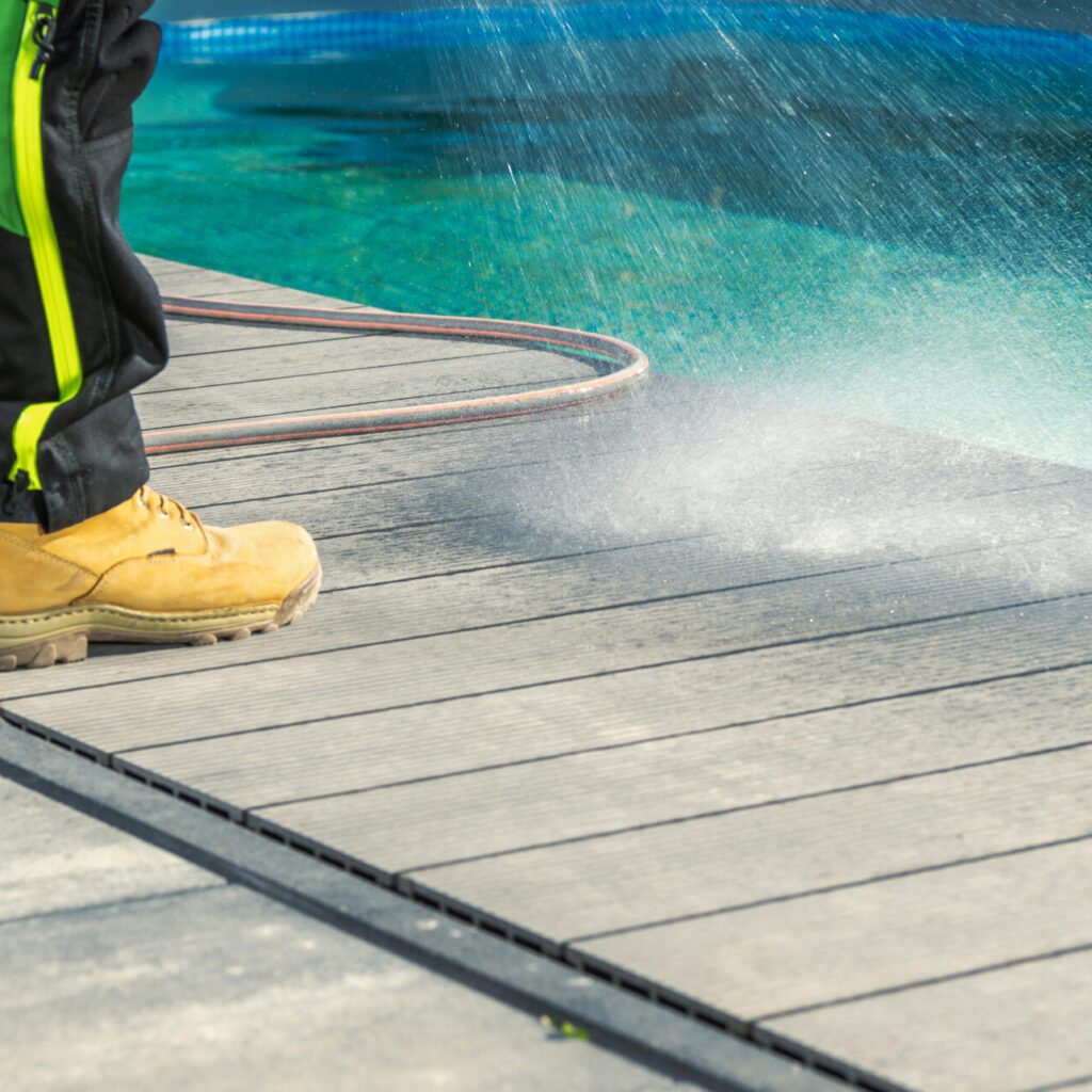 Pool cleaning service in Oklahoma City Oklahoma
